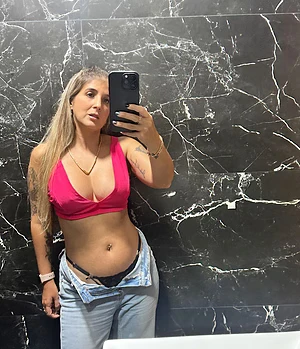 Milf, latina ! Hello