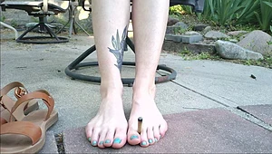 Wake and bake before yard work, anyone???