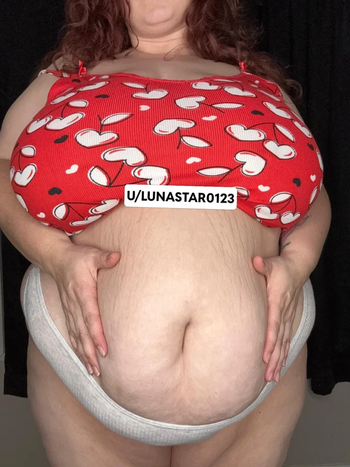 Does my beautiful plump curves make you hard?