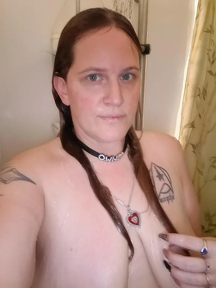 Shower time, who wanna get in too