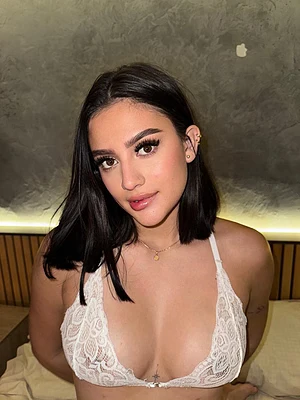 I wanna be your little baby for tonight