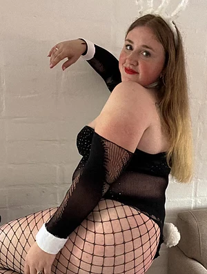 Your sexy bunny Is very horny. My of Is F R E E