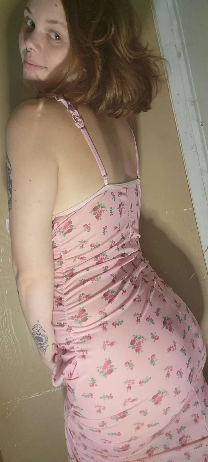 Had to pull it tight so you could see my fat ass🥵🥵