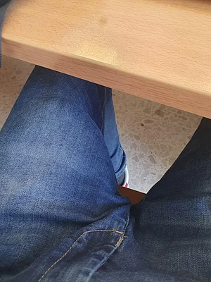 Si vede la forma anche dal jeans 🤭