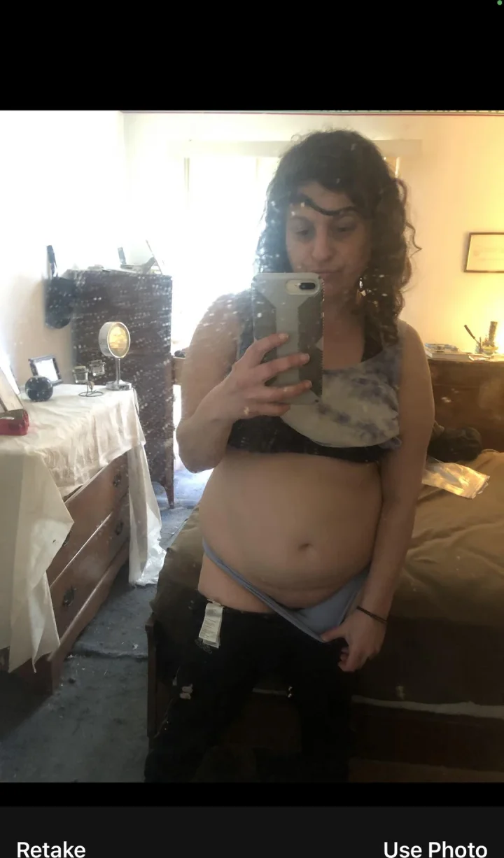 Pants pull picture of Britt