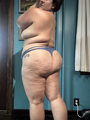 Thick and curvy. Are u ready to explore?