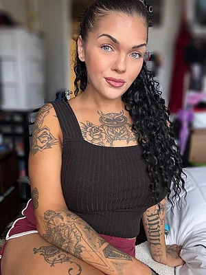 Hewwwooo✌🏽come talk to me💋