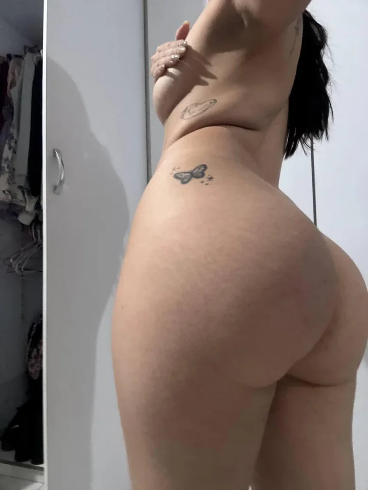 Fully naked picture of 𝒮𝓌𝑒𝑒𝓉 𝒜𝒽𝓇𝒾✨