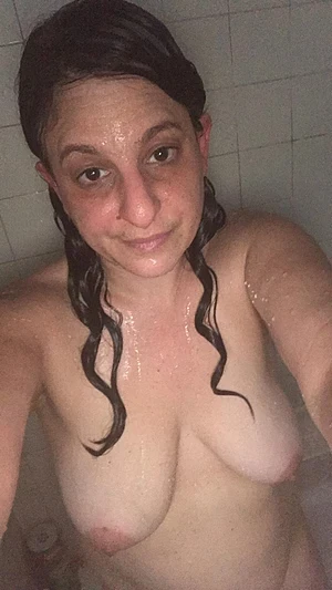 Only fans milf newbie let’s connect there