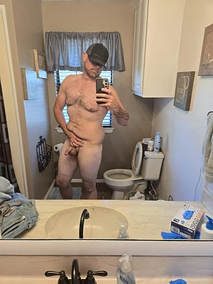 Daddy has your Halloween candy right here... CUM play with the hottest dad on OnlyFans! I have a nice thick cock 🍆 made for you to drool over! I like it sloppy! 😈😈Come and join me for fun, dms are open and I do custom content! I also post couples content with alot of squirting 🍆💦 and anal🌟🌟