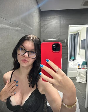 i hope u like busty petites :p