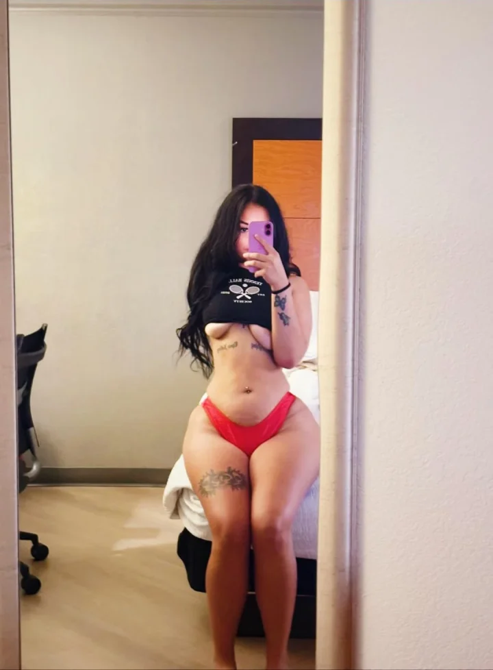 Do you think I’m just right? 💋