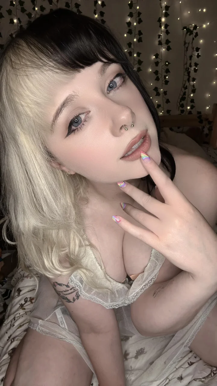 Your dream girl 💕