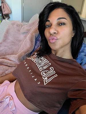 Kisses for you 😘