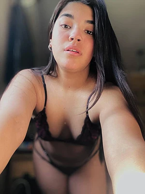 The best pleasures come in small packages… Do you want to play?