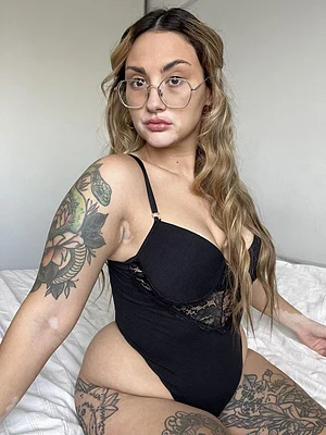 My wife will be online for those men who want to see her.