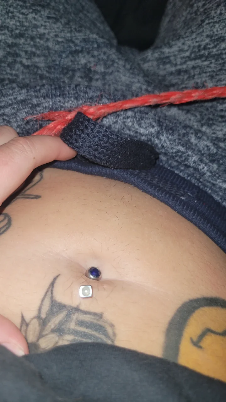 I like to show off my belly button