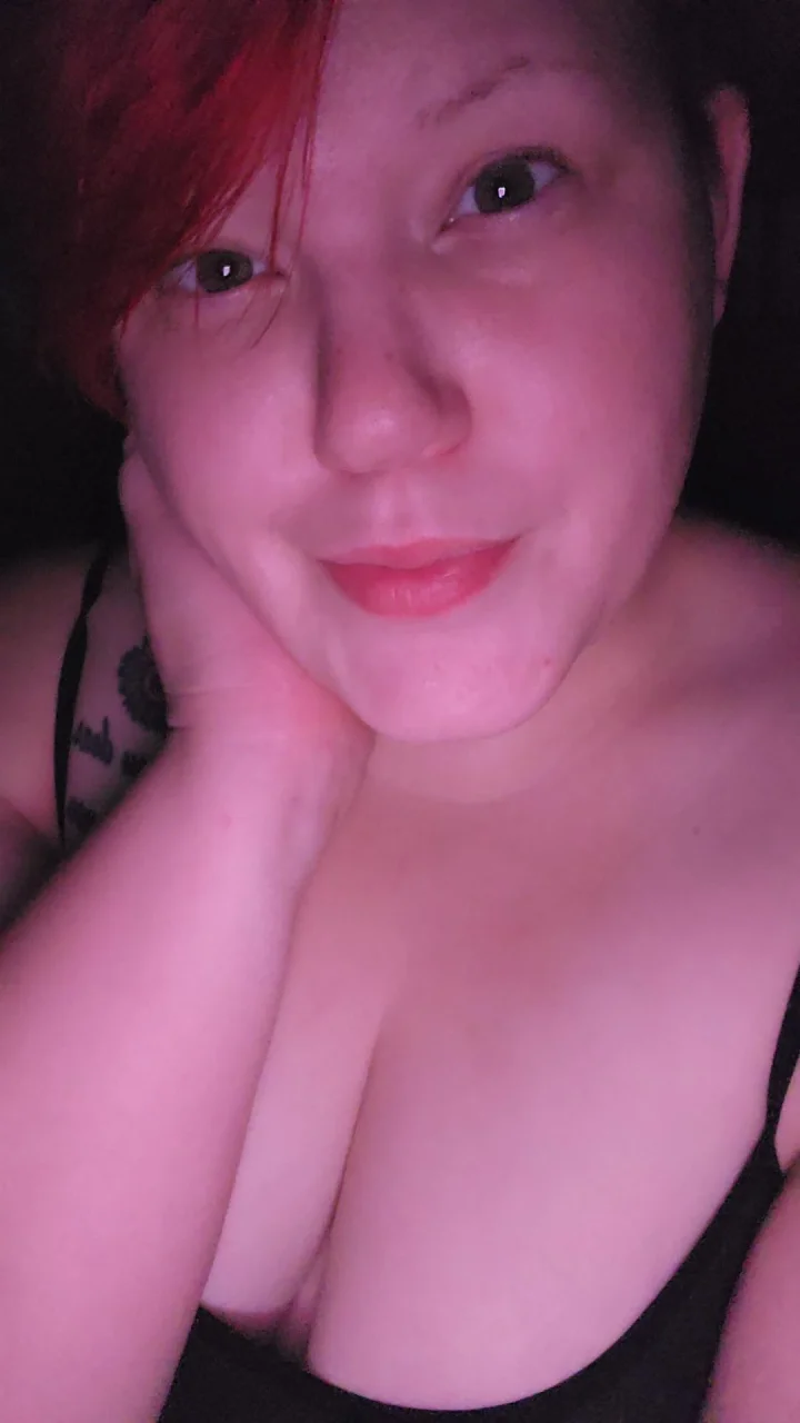 Home sick today, want to chat? ♡