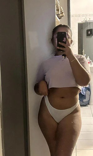 Thick thighs… you know what they’re for