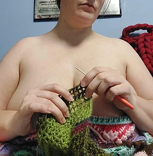 Working on my next shawl to wrap around my neck and keep me warm