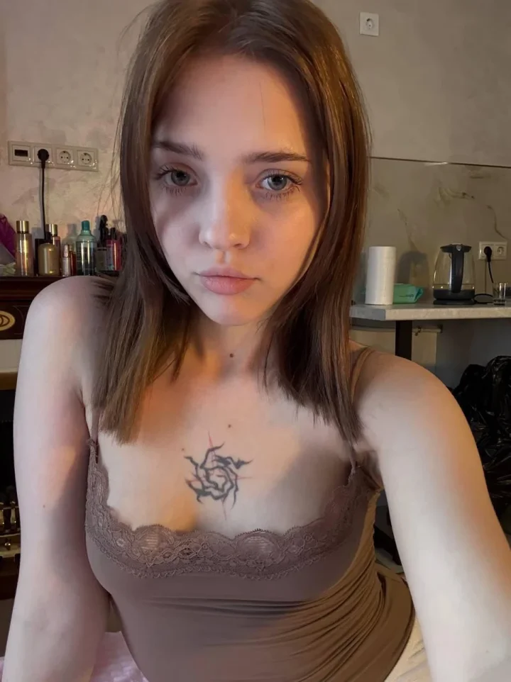 Brusttattoo Foto von pretty tatted baby