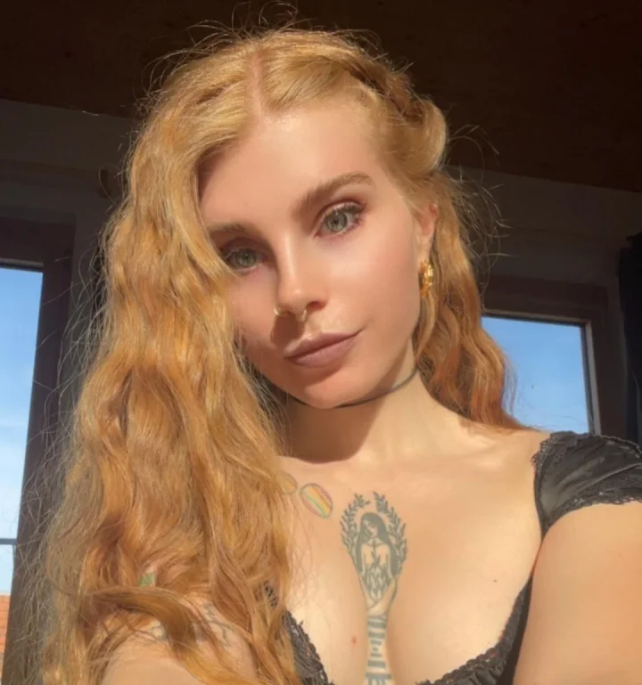 Tattoo picture of Sabrina Satin