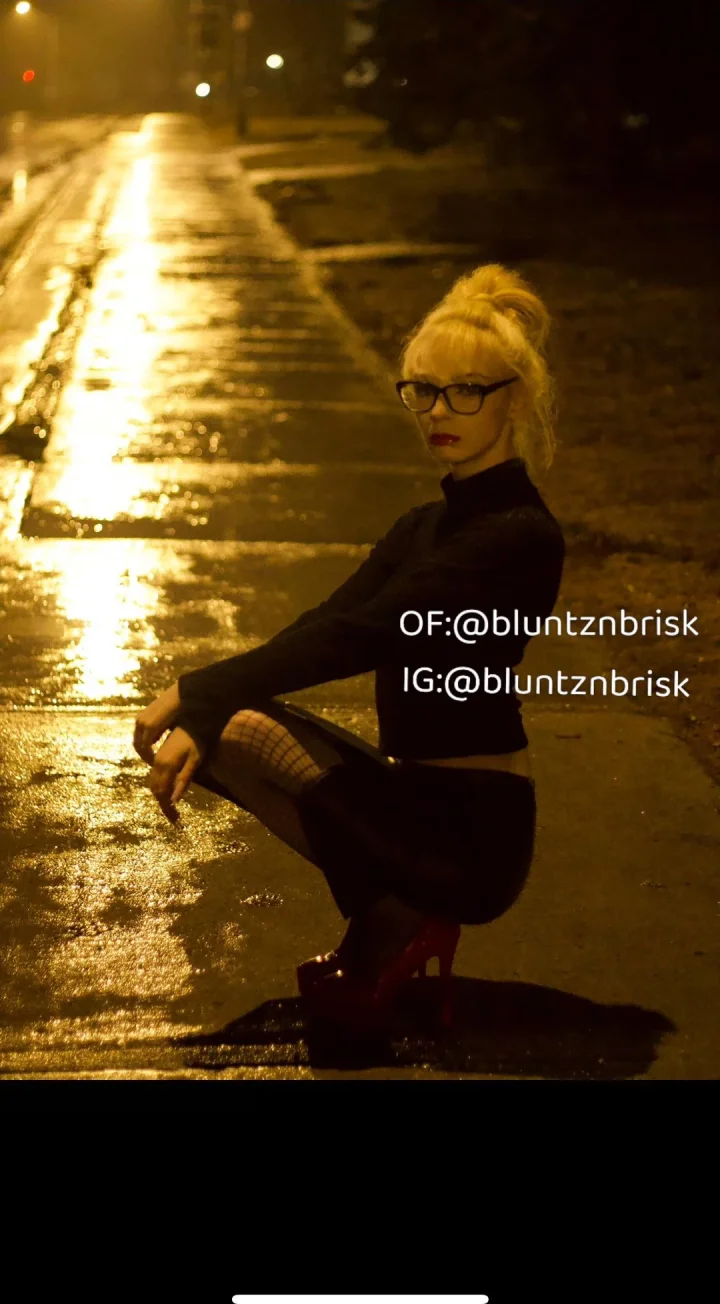 Web address picture of Kitty White🖤