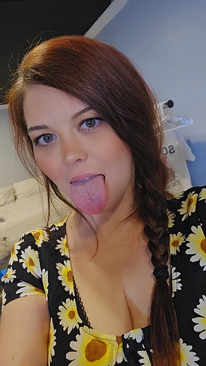 Happy Monday hunny 41 F