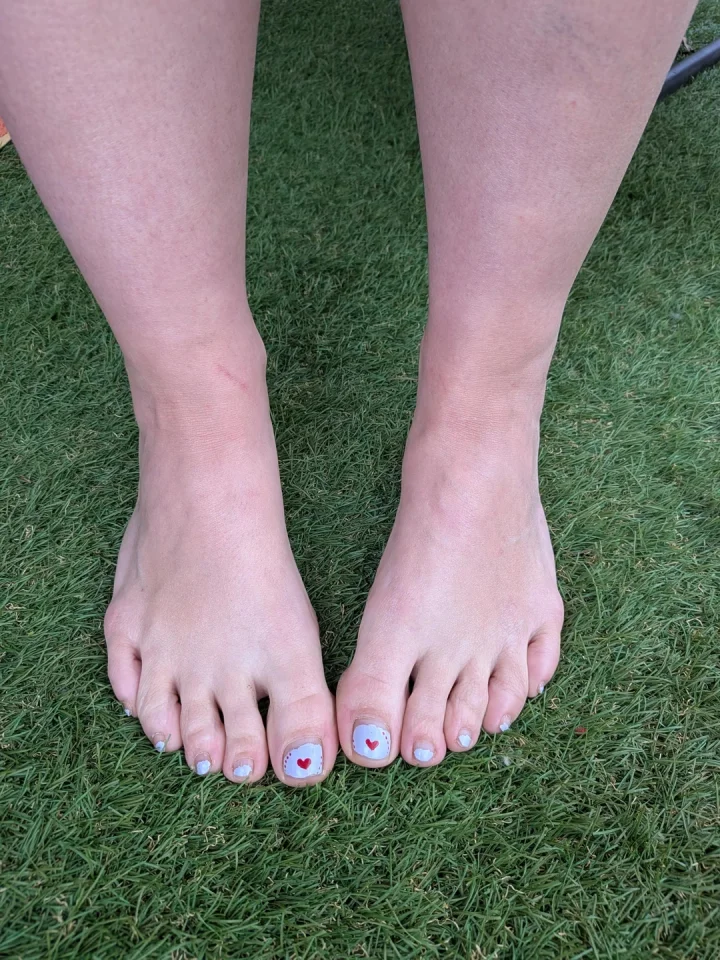 I walked in the sand today...do I need to repolish them?☺️☺️😞