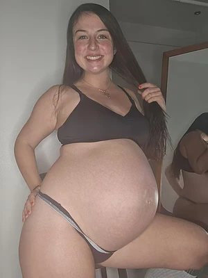 Perfect female height to mate with.