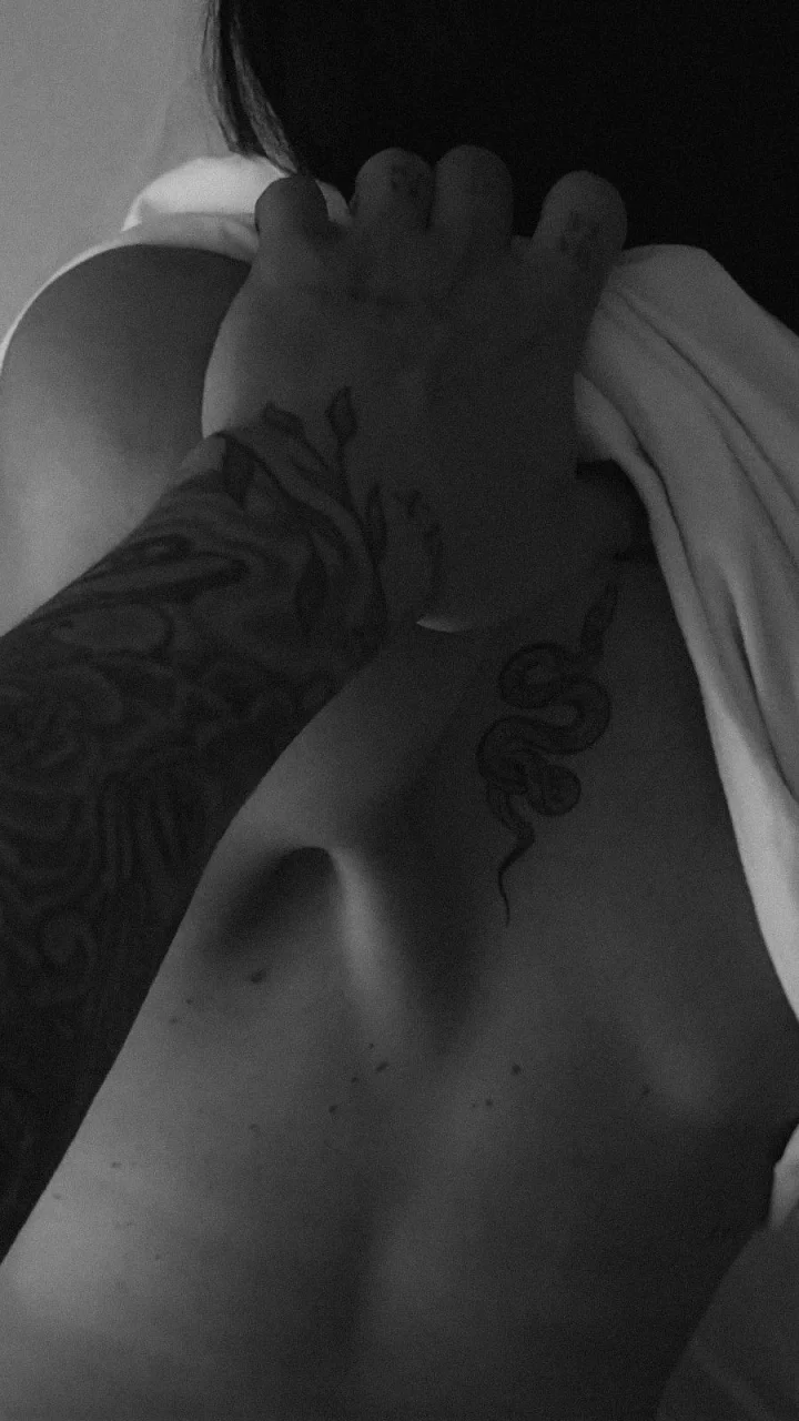 🥵 wanted to show you my new tat…