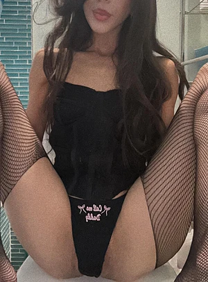 I bet my pussy taste better than her right?