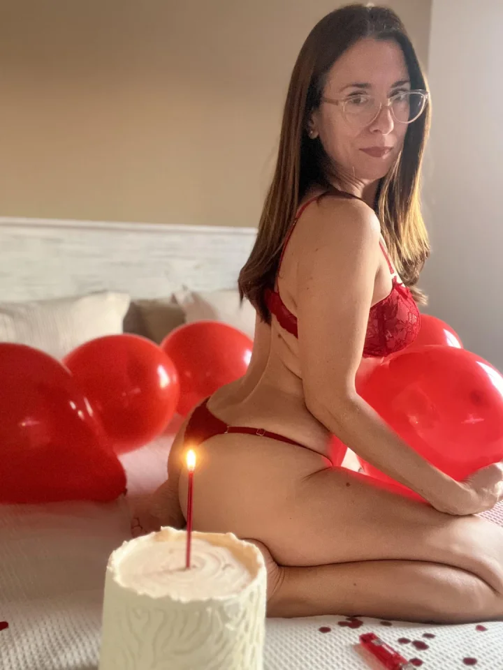 Seiza picture of Worship Fetish Lover VC