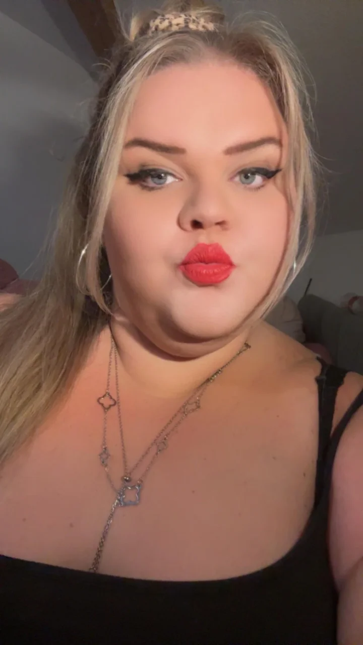 Watch out my Onlyfans with the best ssbbw content 💕