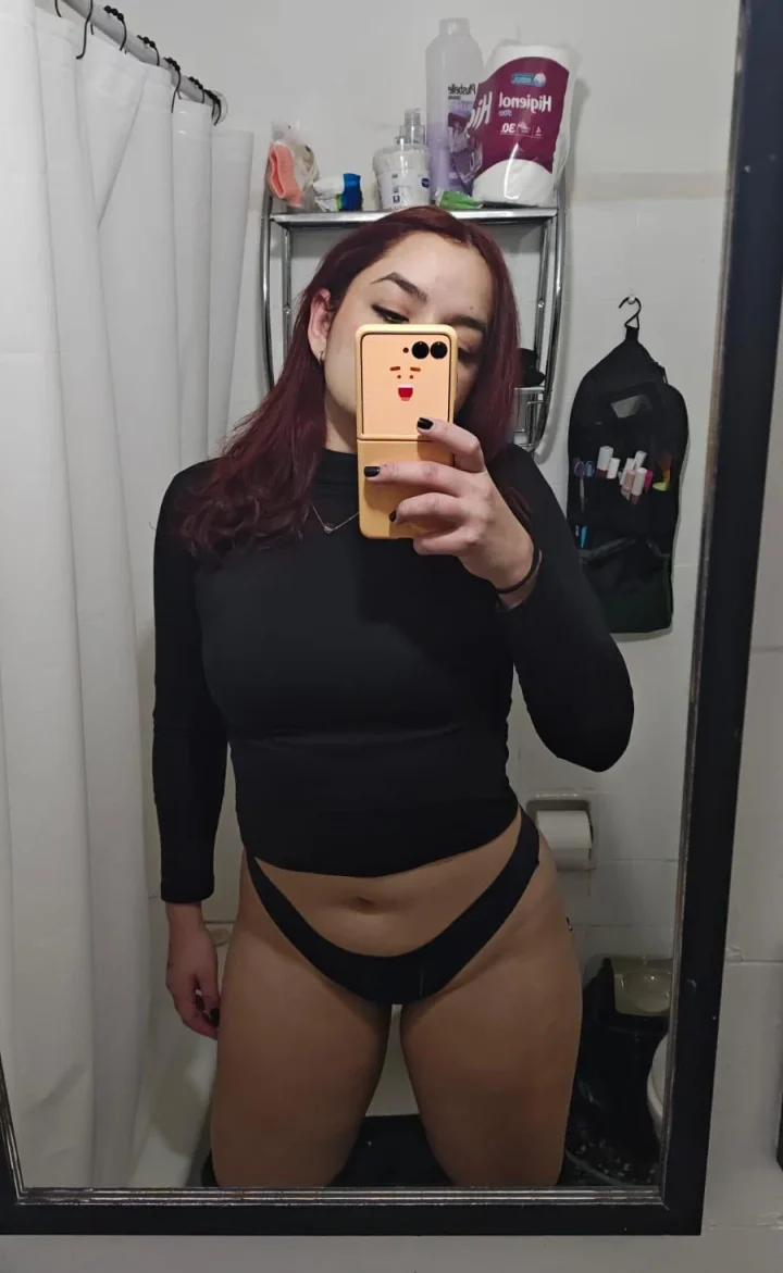 I'm online right now and I'm going to do a stream, so if you want me to take your cock and jerk you off live, I'll be waiting for you.