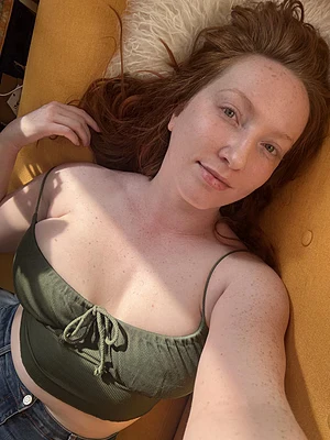 No makeup at all..why not sub to a real beauty