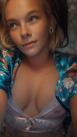 Cum play with me