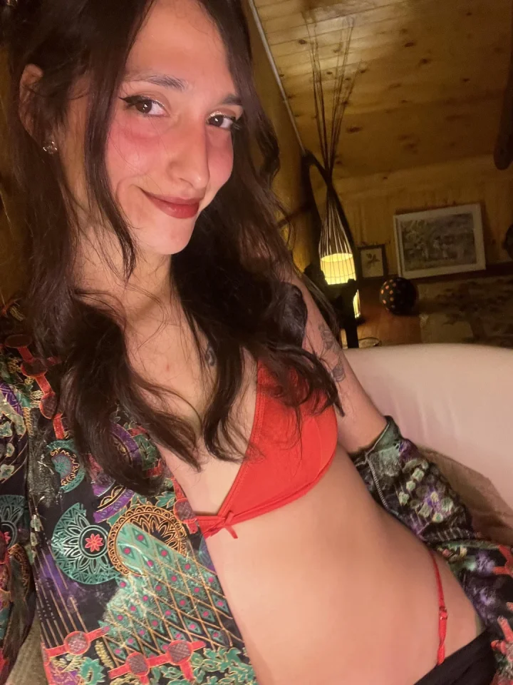 Having fun in my cabin 😌