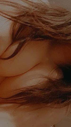I loved to show you anything you wanna see 😉😈