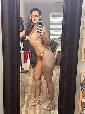 Brown eyed milf