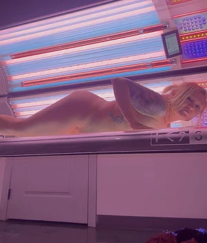 Just getting some UVs☀️