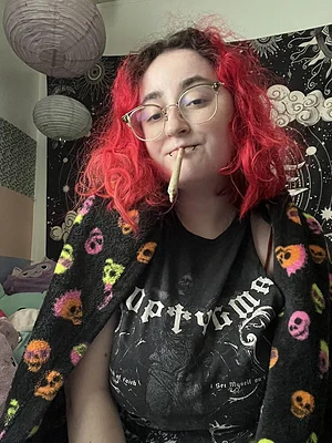 Want to join me to smoke this joint?? It's a hybrid