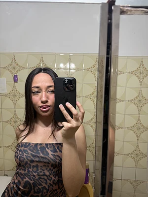 Your wife goes to dinner with her friends and you call me in the middle of the night to suck my ass and play with it. It's so exciting to see how crazy you get when I arrive dressed like this.