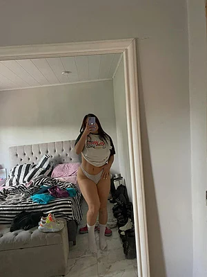 Do you like tall girls like me