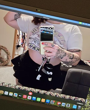 You going to let a goth brat help you cum