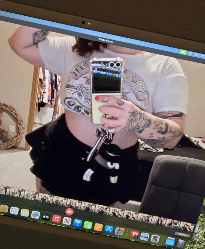 You going to let a goth brat help you cum