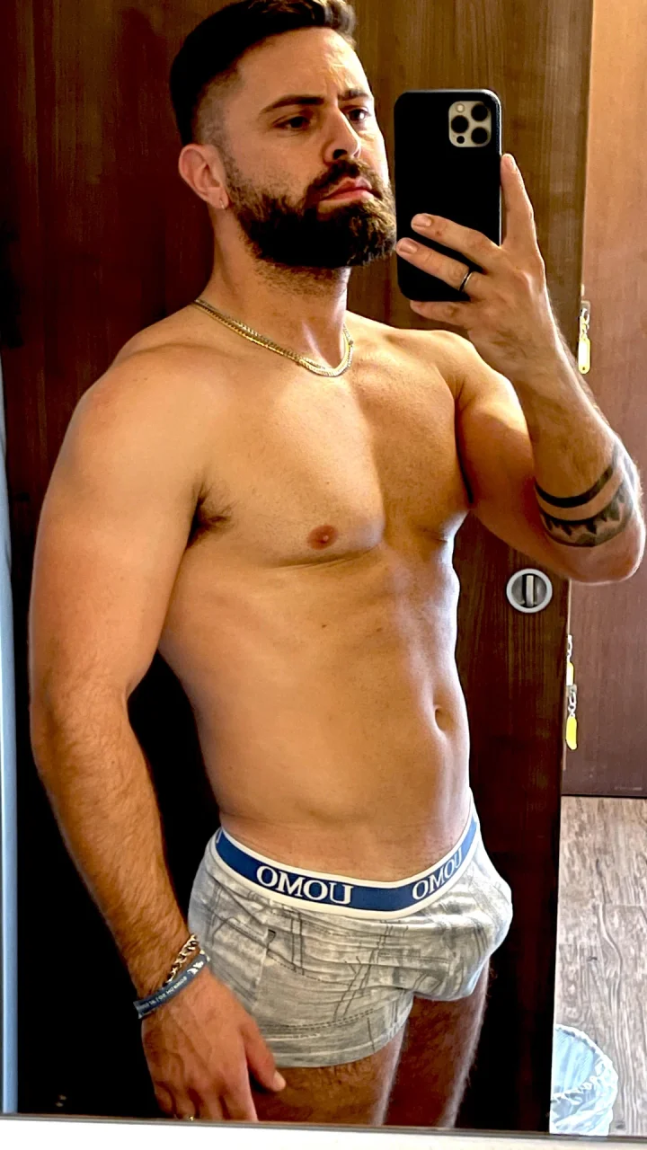 What I can't show here... is in my profile 🔥😏