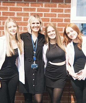Sex position for each of me and my friends I'm 3rd girl btw