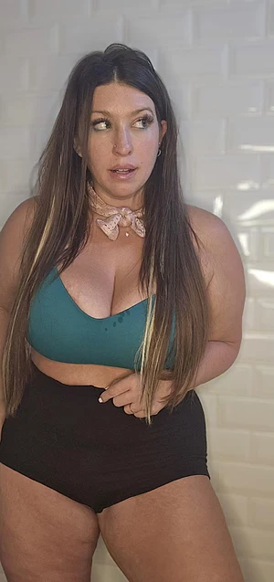 The best kind of distraction comes with big tits