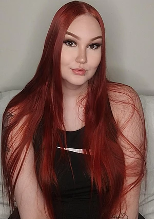 Do you like redheads? 🔥